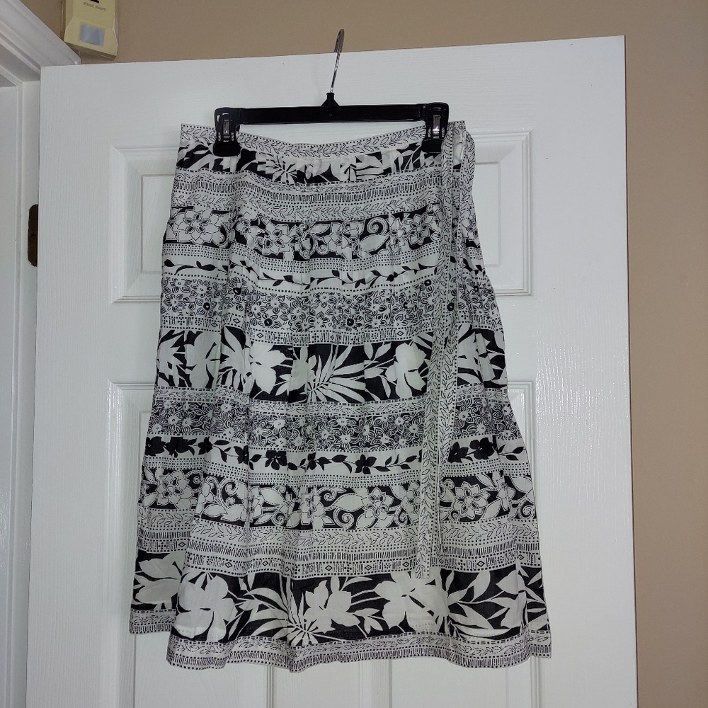 Skirt sz 4